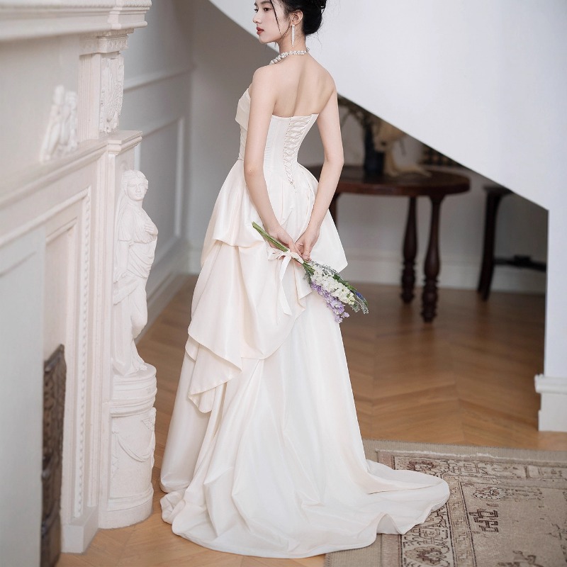 Shift Dress Sleeveless - フランス風ストラップレスの花嫁の婚約ドレス、女性向けニッチな軽いウェディングドレス、証明書登録、気質、ロングホワイトドレス