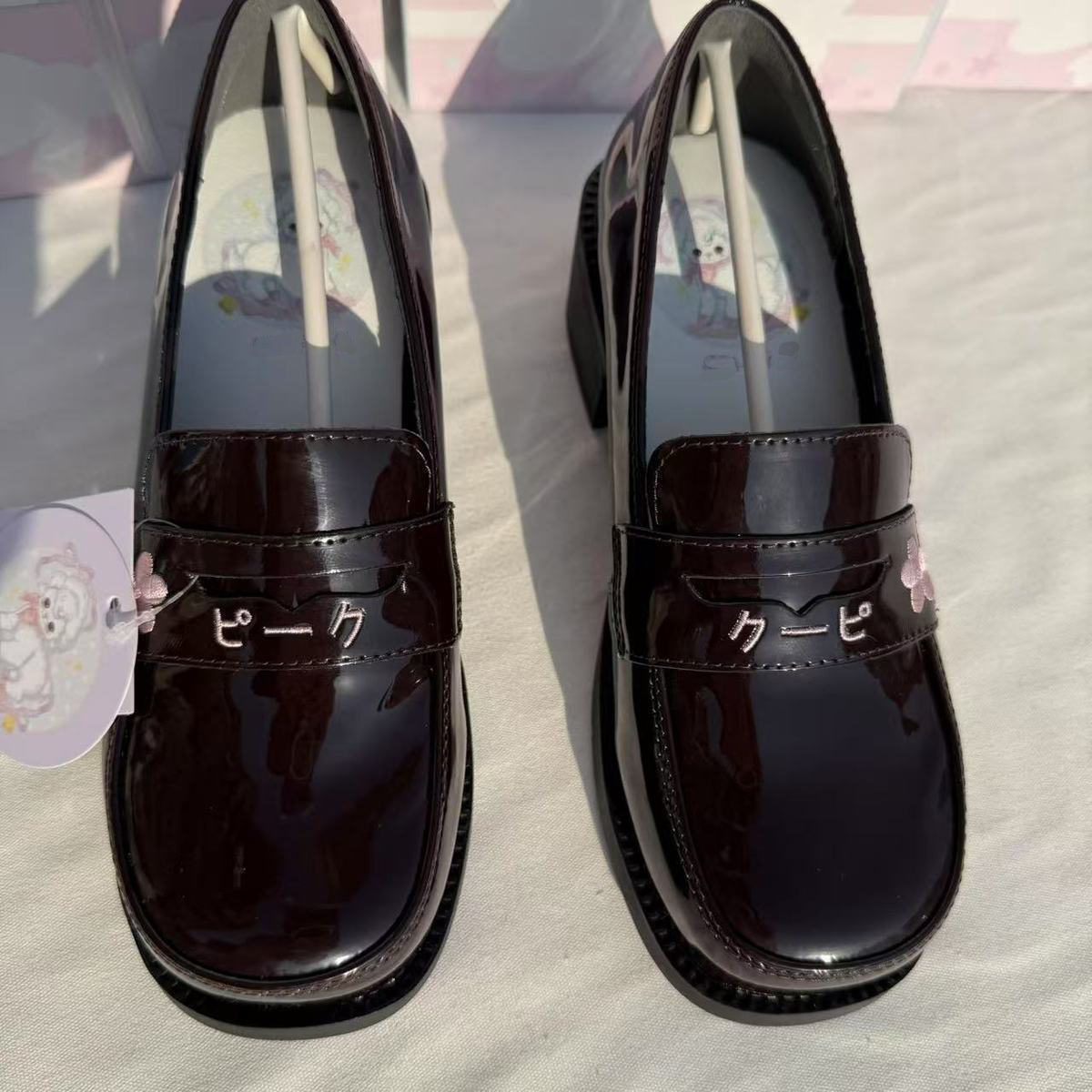素敵な日本風女子ロリータJK縫製シューズ、女子学生向け刺繍入 - Kitten Heel Women のレビューと価格