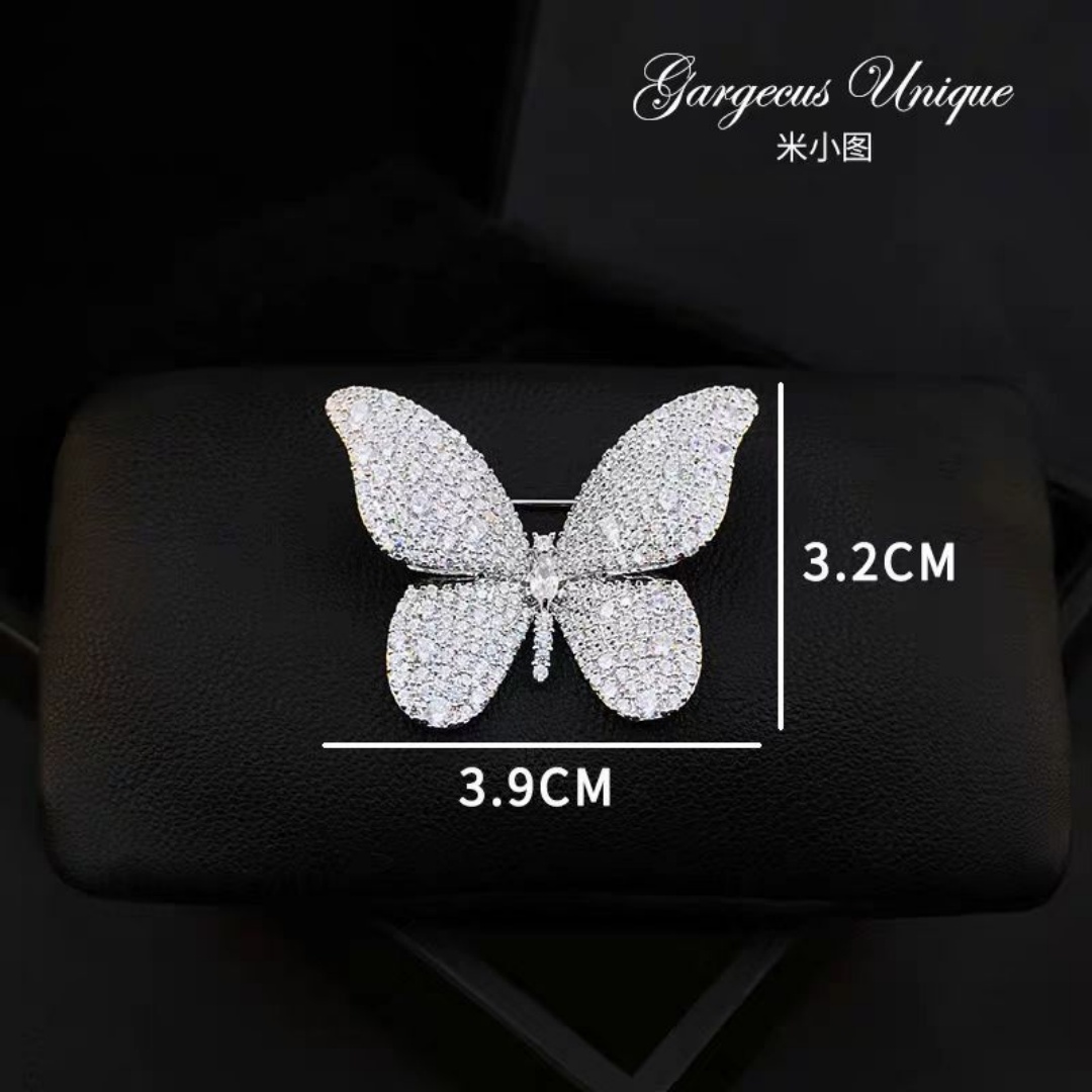 女性用の新しいフルダイヤモンドの超輝き蝶ブローチ、フォーマル - High End Women'S Formal Wear のレビューと価格