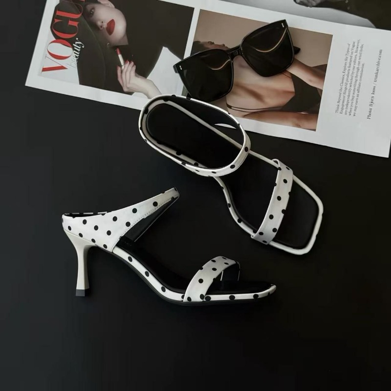 新作サマースタイル　レオパード柄・水玉模様　スクエアトゥ・ロ - Women Formal Wear Heels のレビューと価格