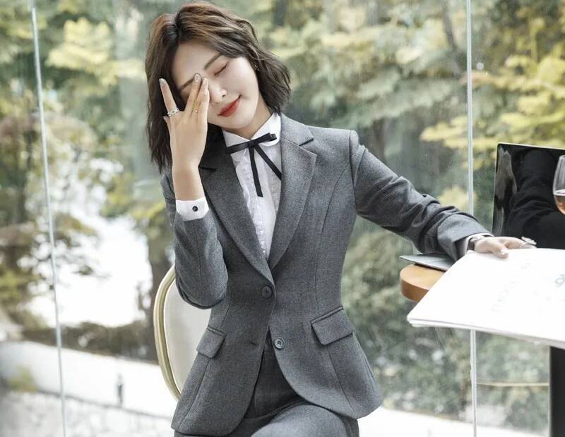 斬新なグレーのフォーマルブレザーとジャケット、コート、長袖、 - Women Formal Wear Winter のレビューと価格