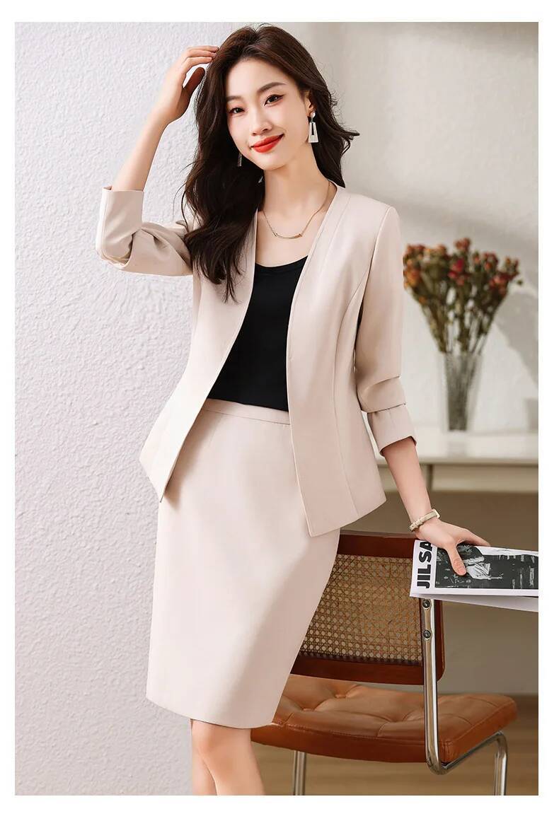 スカートとジャケット付きのフォーマルな女性用ビジネススーツ  - Women Formal Wear Winter のレビューと価格