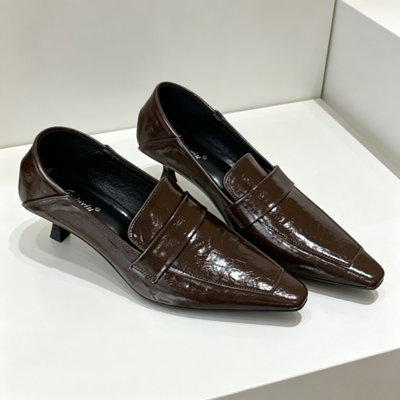 ヴィンテージゴールドのキトゥンヒールレディースパンプス、セク - Kitten Heel Women のレビューと価格